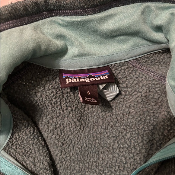 Patagonia Quarter-zip Pullover - Picture 4 of 4